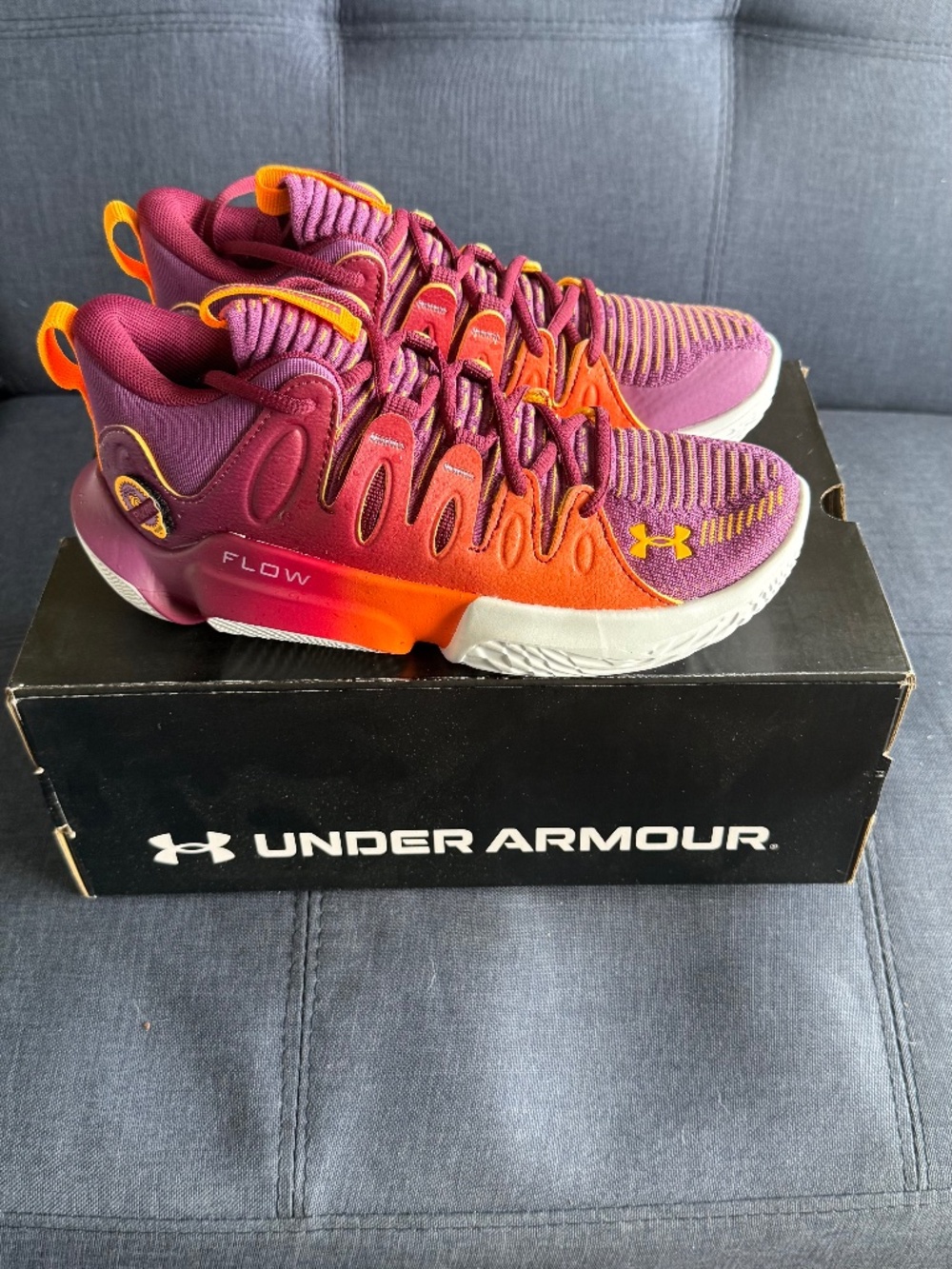 Under Armour W7.5 FLOW Breakthru 4 BD Baltic Plum-Yuzu Orange Basket Ball Shoes